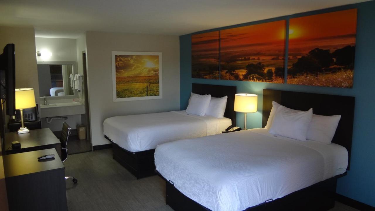 Days Inn By Wyndham Hernando Exteriér fotografie